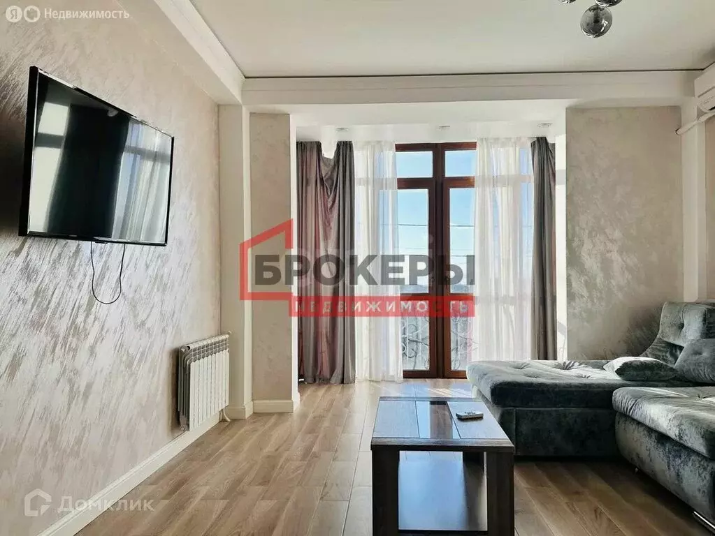 2-комнатная квартира: Севастополь, Рубежный проезд, 28 (66.8 м) - Фото 1