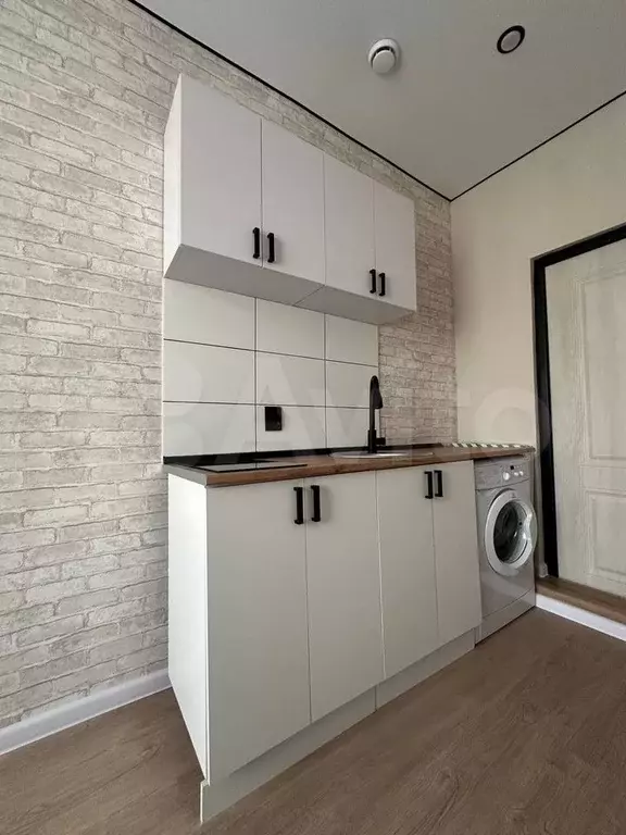 Квартира-студия, 11 м, 5/5 эт. - Фото 1