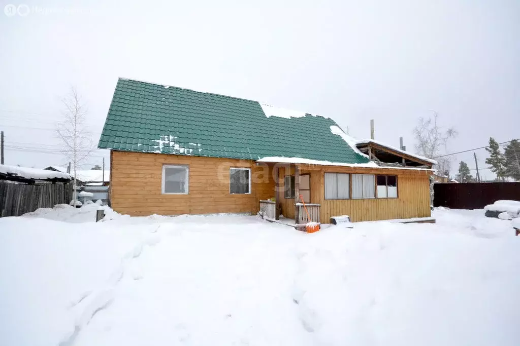 Дом в посёлок городского типа Нижний Бестях, Октябрьская улица (72.3 ... - Фото 1
