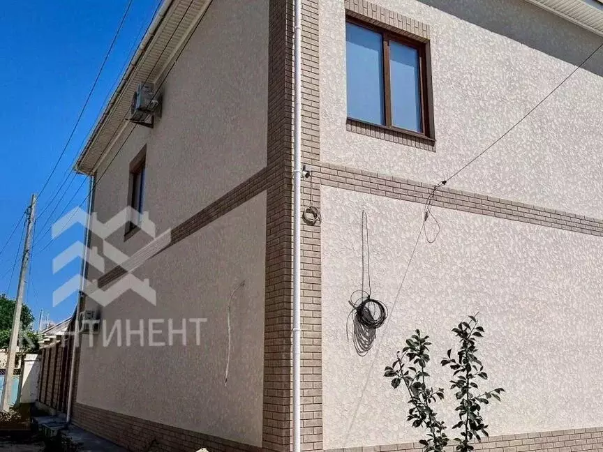 Дом в Крым, Евпатория ул. Короленко, 6А (368 м) - Фото 1