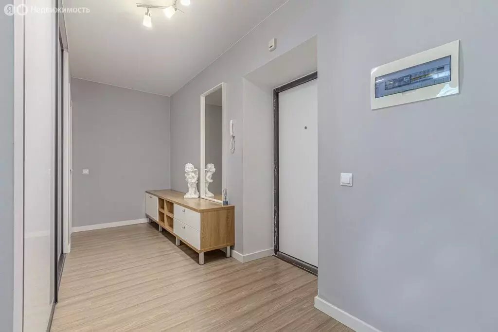 2-комнатная квартира: Казань, улица Азата Аббасова, 13 (61.1 м) - Фото 0