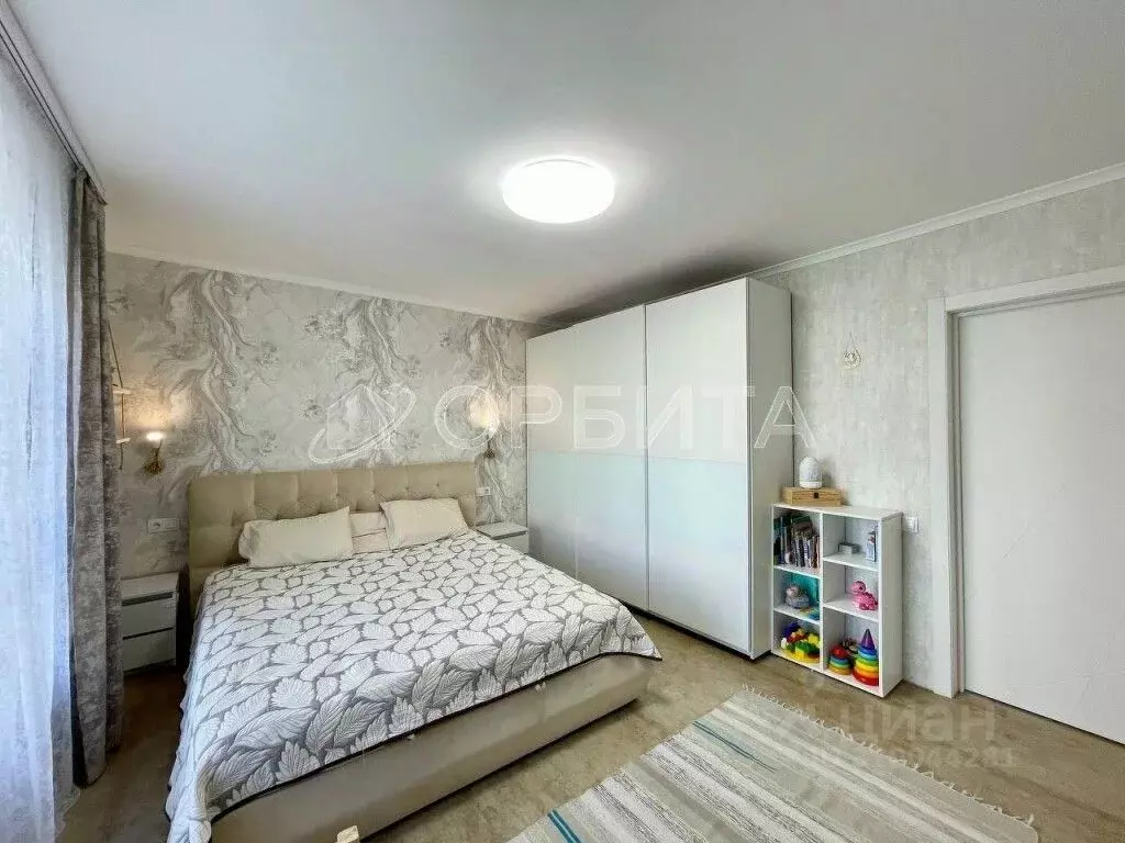 2-к кв. Тюменская область, Тюмень ул. Мельникайте, 138 (57.4 м) - Фото 1