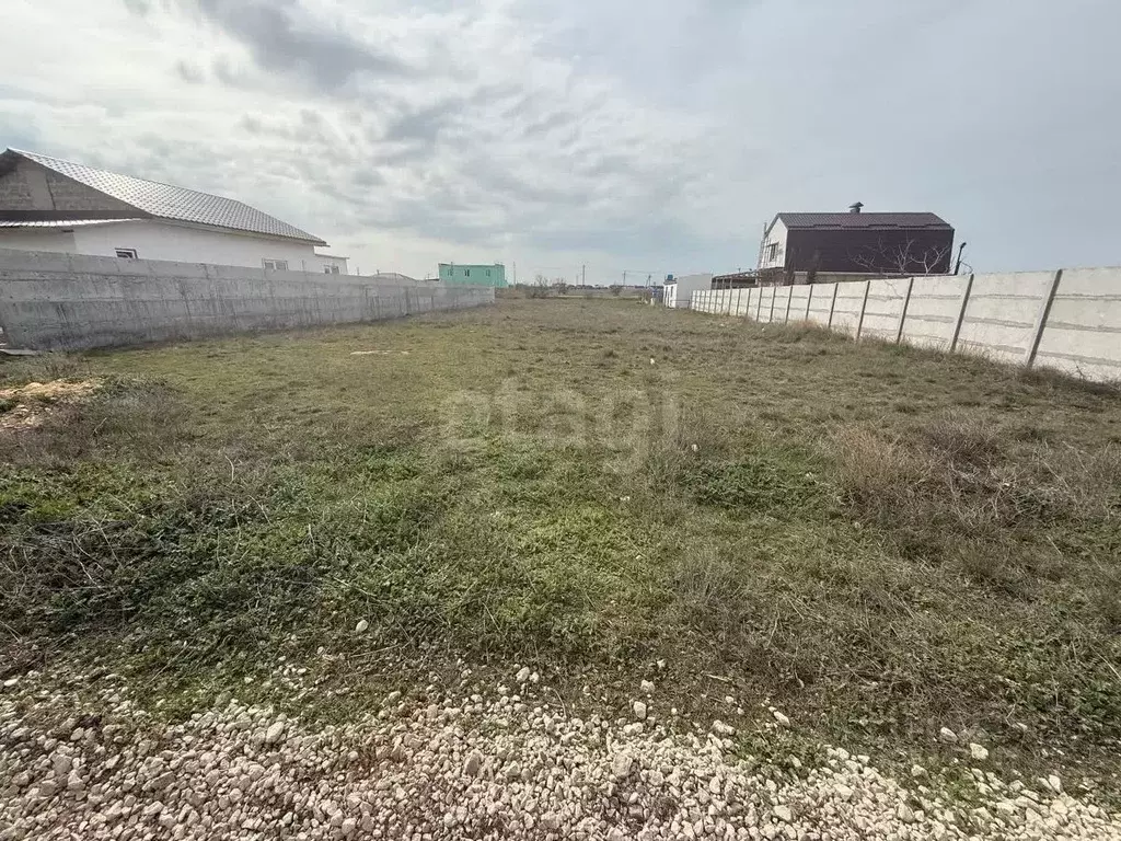 Участок в Крым, Сакский район, Молочненское с/пос, с. Витино  (8.0 ... - Фото 1