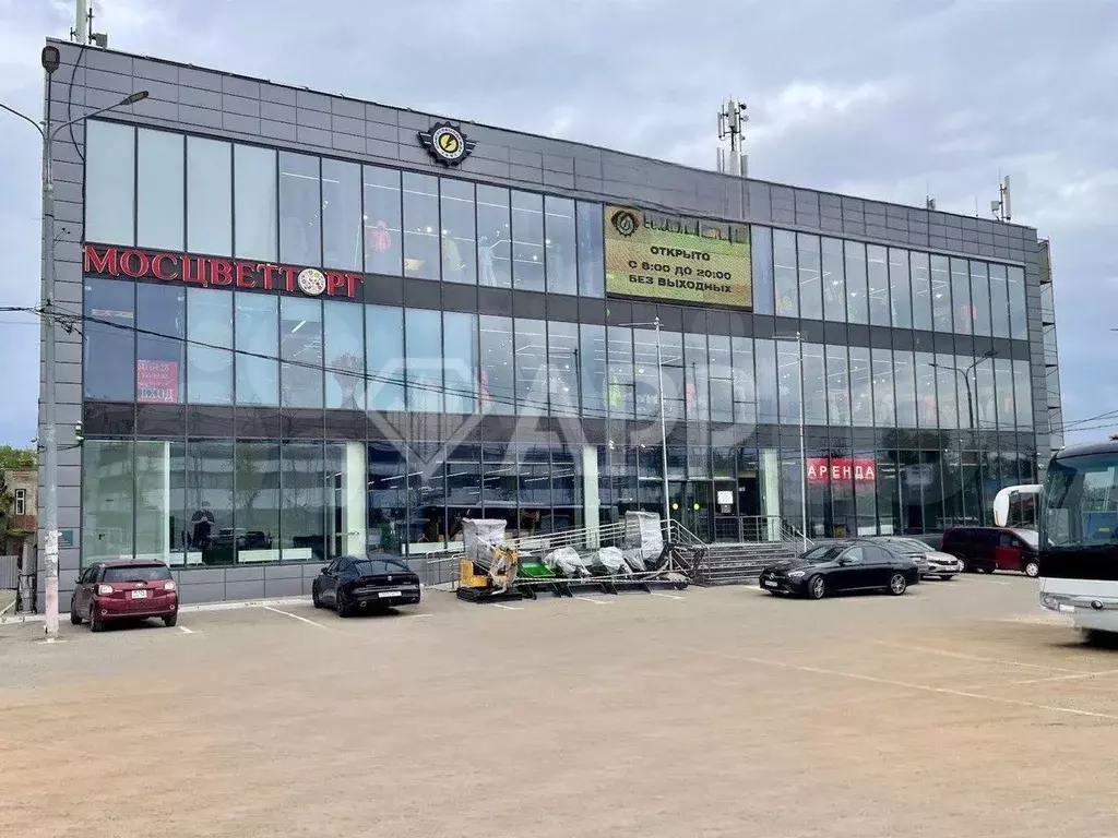 Свободного назначения (автосалон, шоурум) 320м2, зао, 700 метров от ... - Фото 1