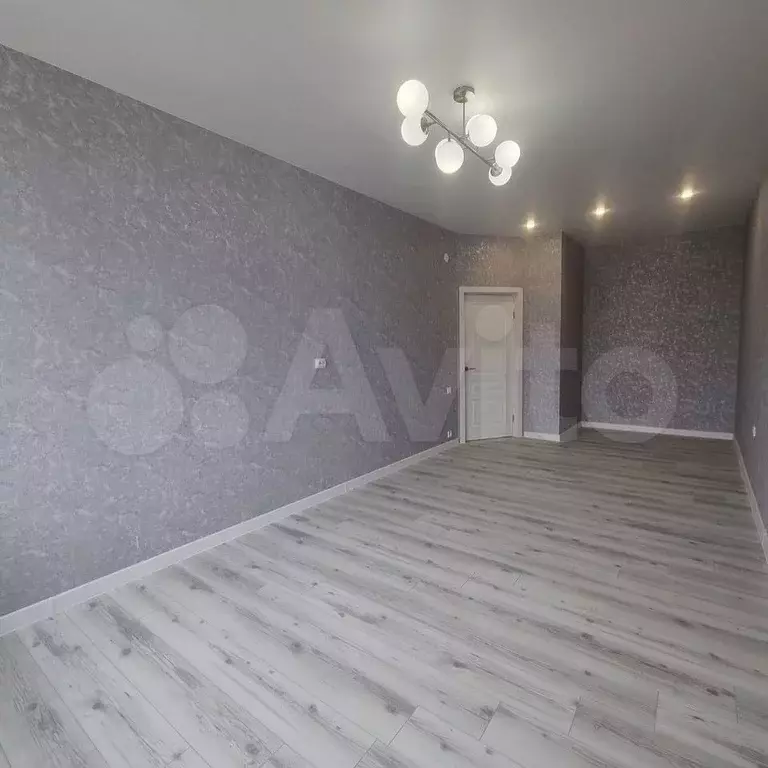 1-к. квартира, 57 м, 4/12 эт. - Фото 1