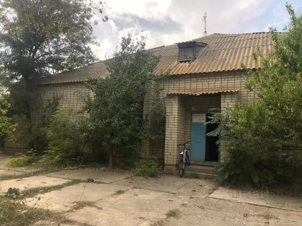Помещение свободного назначения в Дагестан, Тарумовский район, с. ... - Фото 1