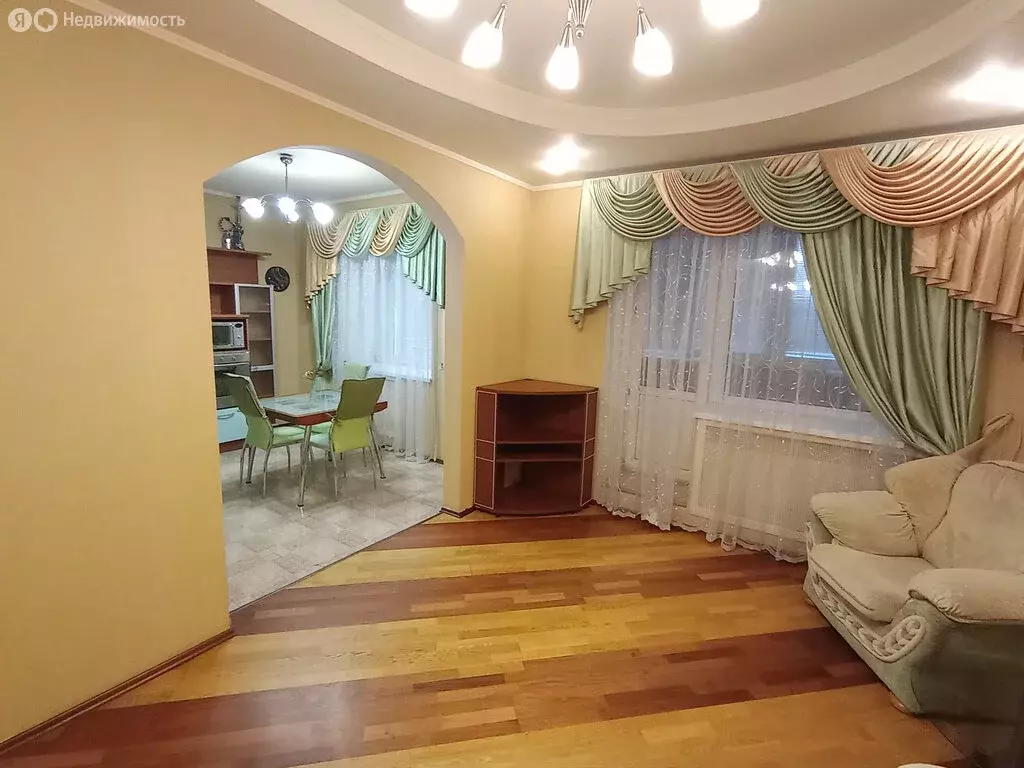 2-комнатная квартира: Санкт-Петербург, Парашютная улица, 19к1 (73.3 м) - Фото 1