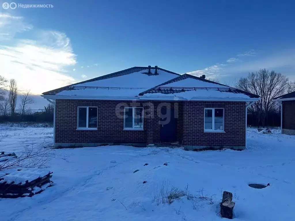 Дом в посёлок Комсомольский, Солнечная улица (110.9 м) - Фото 1