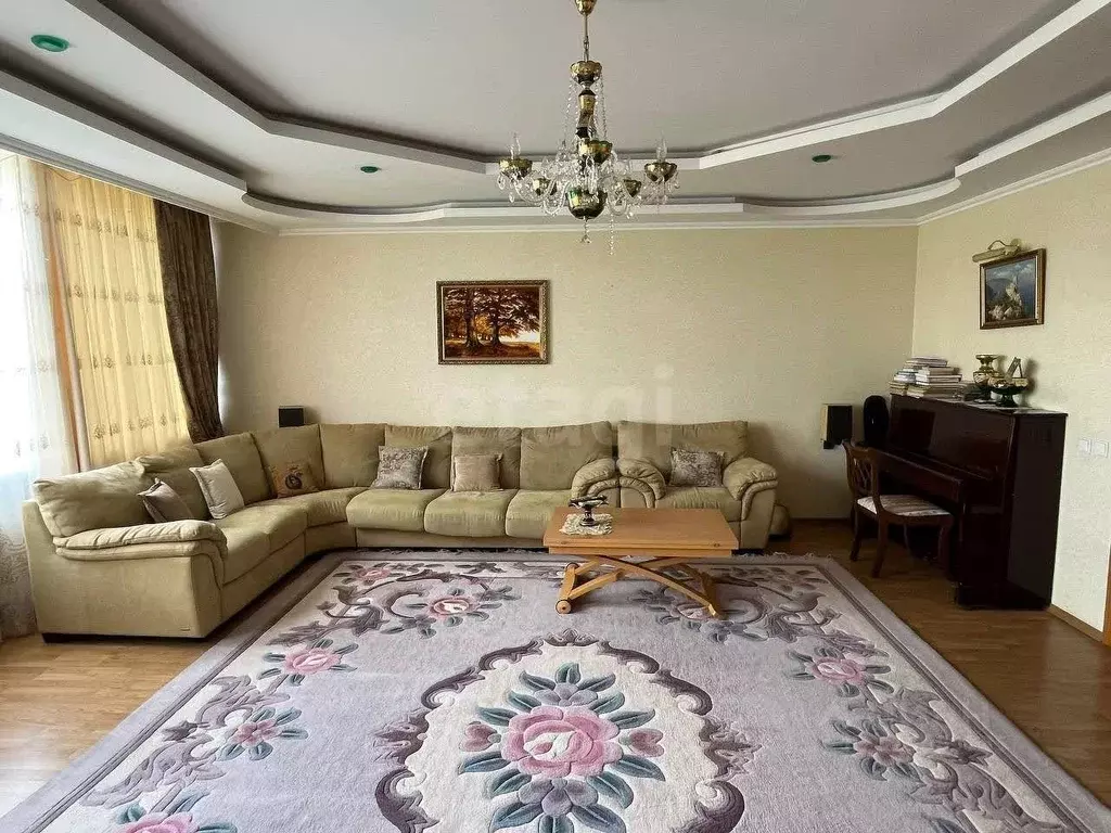 5-к кв. Крым, Симферополь бул. Ивана Франко (175.2 м) - Фото 1
