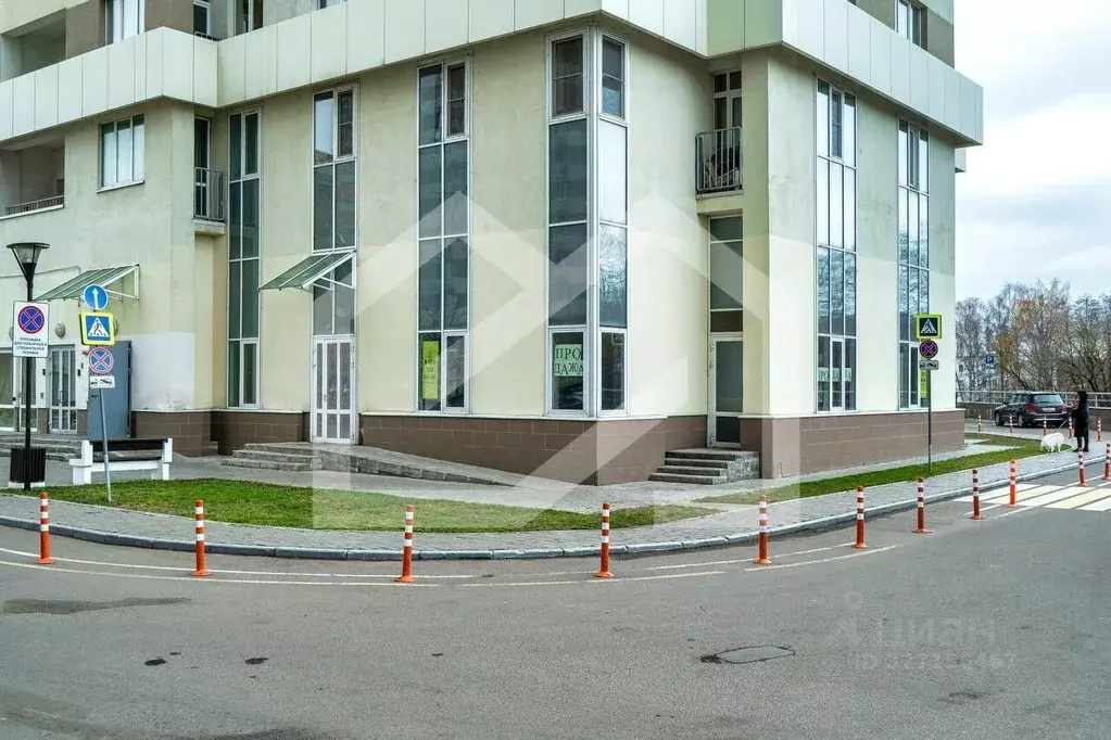 Торговая площадь в Москва Погонный проезд, 3ак2 (273 м) - Фото 1