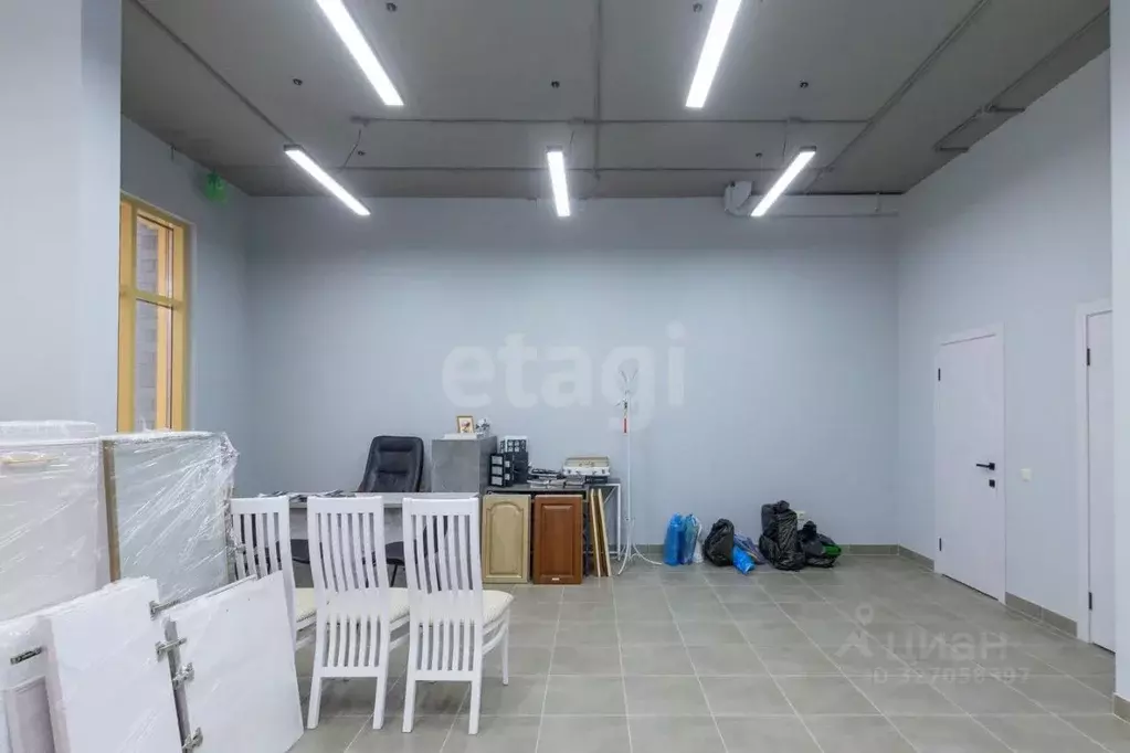 Торговая площадь в Тюменская область, Тюмень ул. Газопромысловая, 1к2 ... - Фото 1