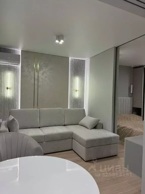 2-к кв. Краснодарский край, Краснодар Красная ул., 149 (31.8 м) - Фото 1