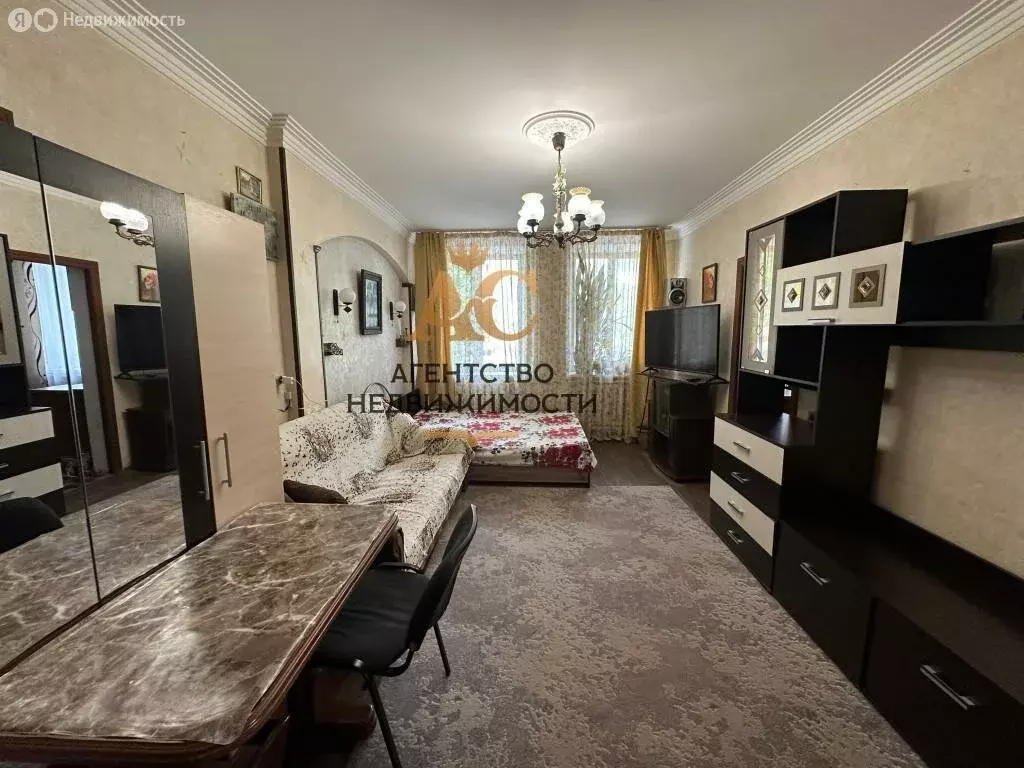 3-комнатная квартира: Феодосия, Украинская улица, 25 (76 м) - Фото 2