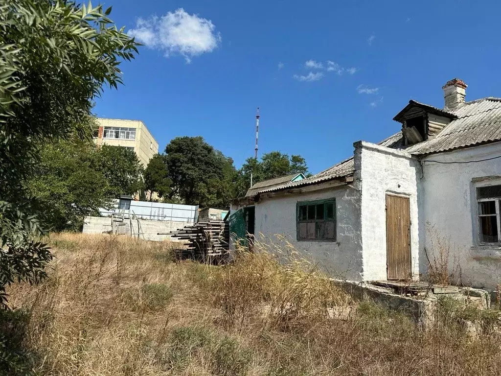 Дом в Крым, Керчь ул. Чехова, 43 (50 м) - Фото 1