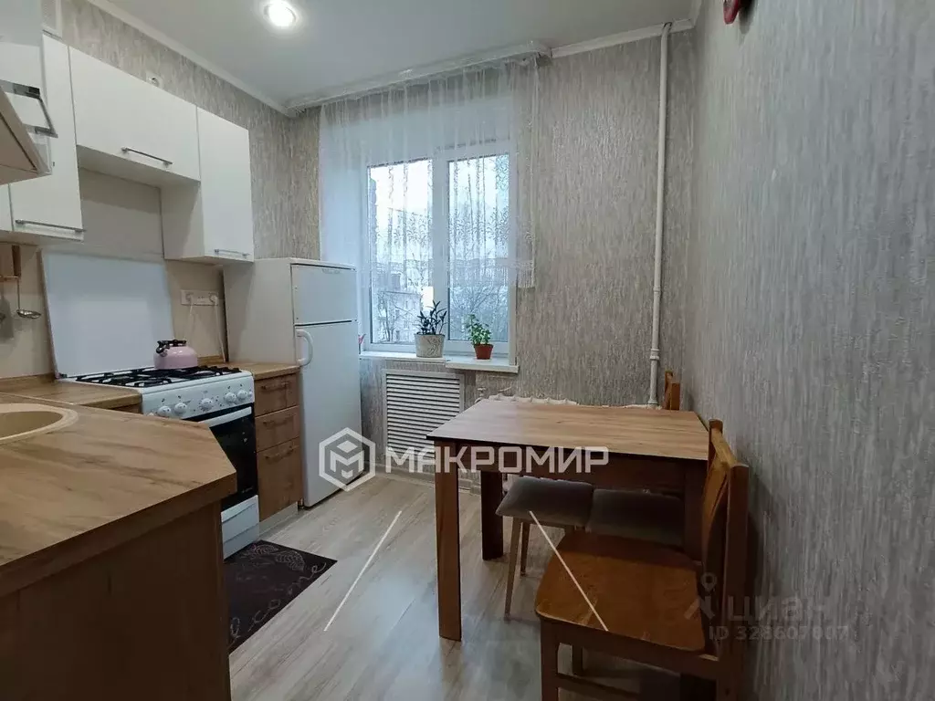 2-к кв. Брянская область, Брянск Красноармейская ул., 148 (41.5 м) - Фото 2