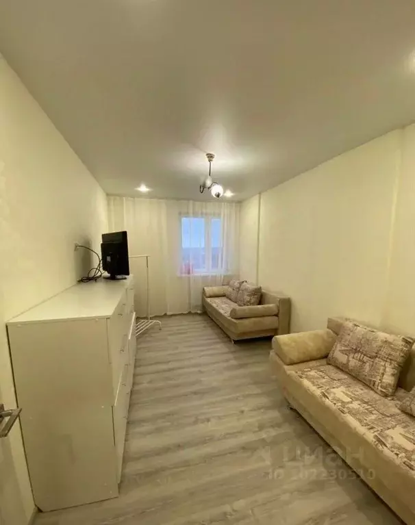 1-к кв. Татарстан, Казань ул. Рауиса Гареева, 105 (33.0 м) - Фото 0