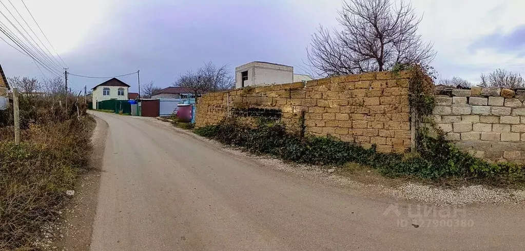 Участок в Севастополь Строитель садовое товарищество, ул. Ежевичная ... - Фото 1