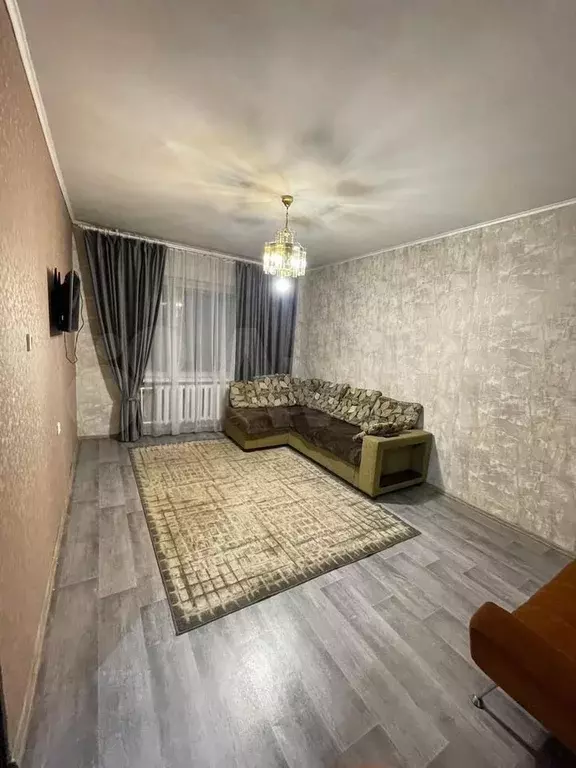 1-к. квартира, 38 м, 1/1 эт. - Фото 0