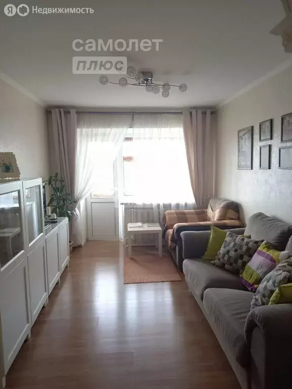 3-комнатная квартира: Ишим, улица Суворова, 35 (54 м) - Фото 0