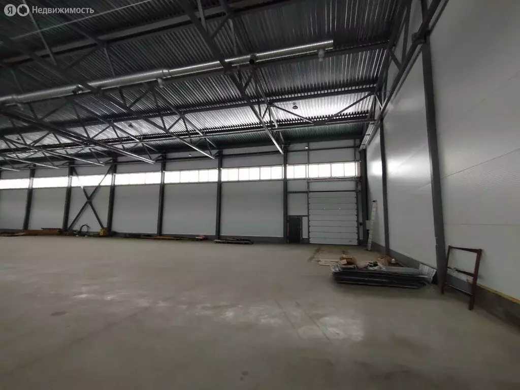 Помещение свободного назначения (1450 м) - Фото 1