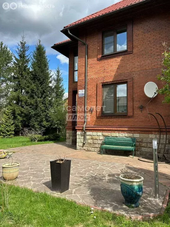 Дом в посёлок городского типа Нахабино, улица 40 лет Октября, 21 (325 ... - Фото 2