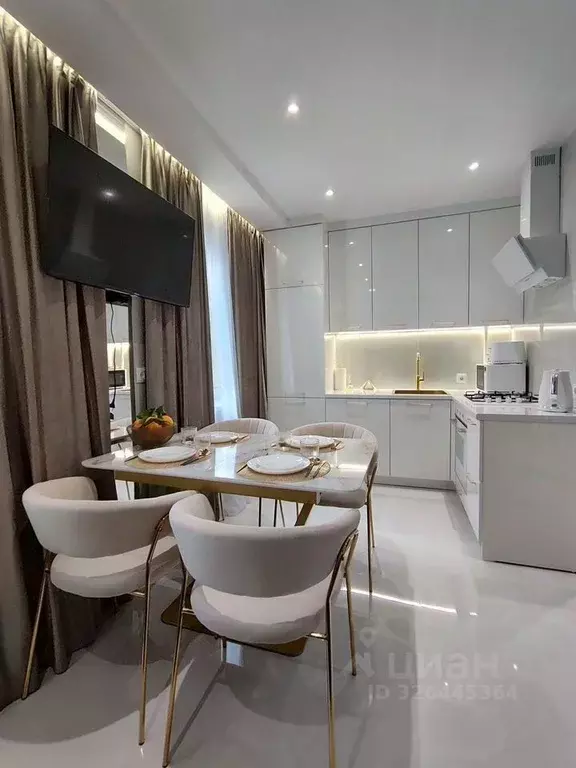 3-к кв. Краснодарский край, Сочи Центральный мкр, ул. Первомайская, 19 ... - Фото 2