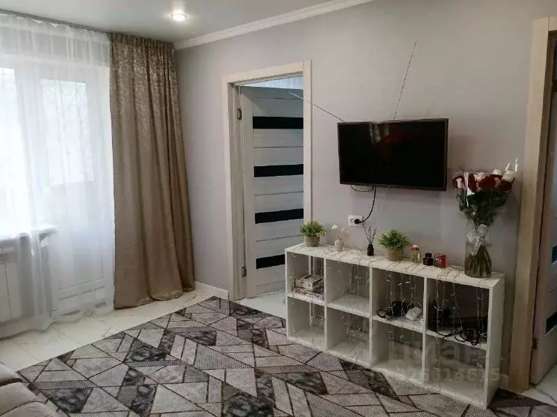 3-к кв. Хакасия, Абакан ул. Кати Перекрещенко, 16 (54.5 м) - Фото 1