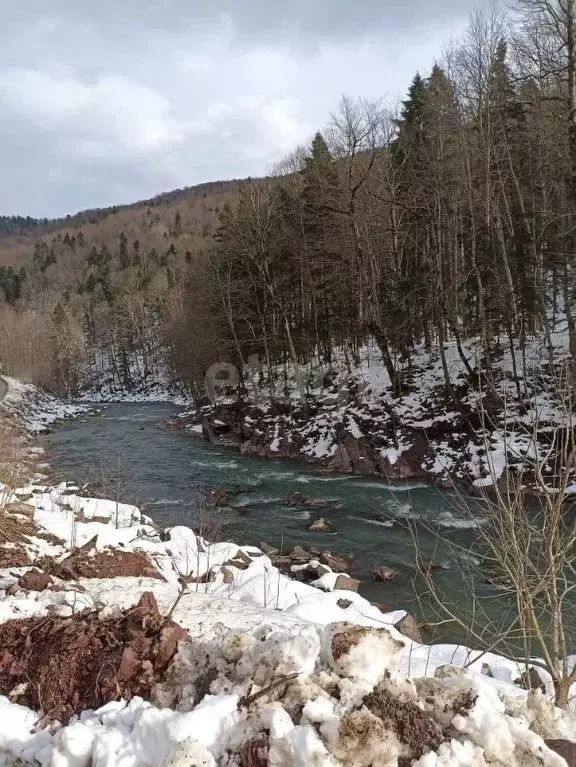 Участок в Адыгея, Майкопский район, пос. Каменномостский ул. Гагарина ... - Фото 0