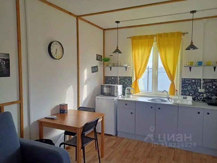 Дом в Саратовская область, Энгельсский район, Красноярское ... - Фото 0