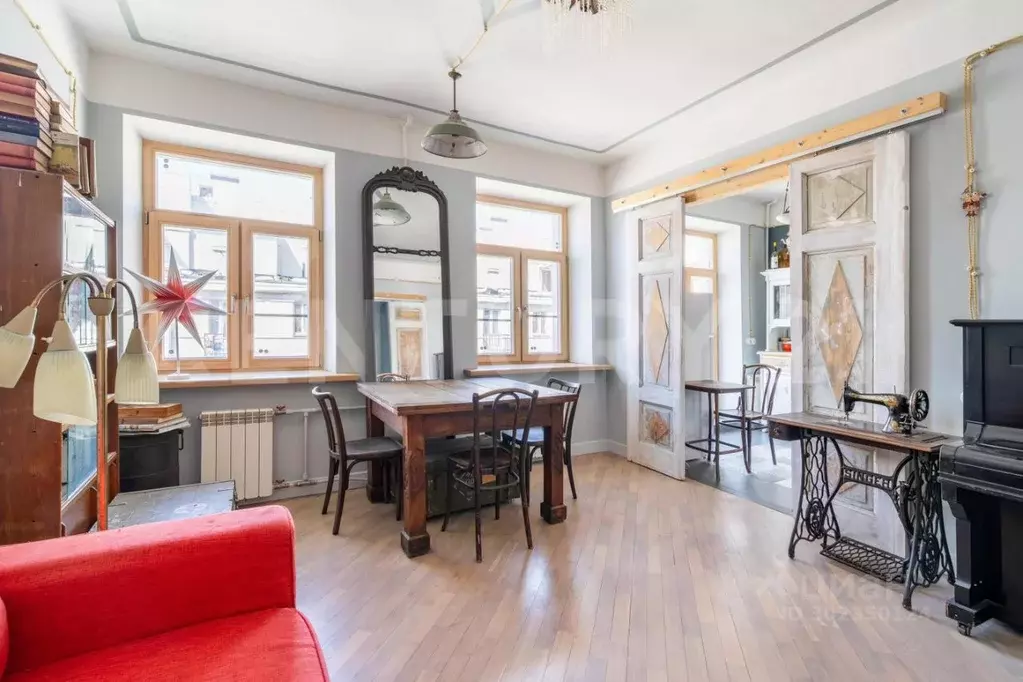 3-к кв. Санкт-Петербург ул. Рубинштейна, 14 (71.5 м) - Фото 0