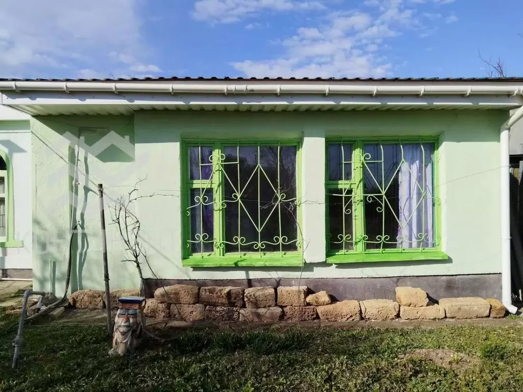 Дом в Крым, Сакский район, Суворовское с/пос, Чайка-С потребительский ... - Фото 2