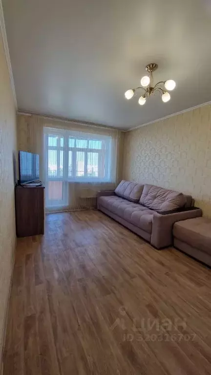 1-к кв. Омская область, Омск Учебная ул., 157 (31.9 м) - Фото 1