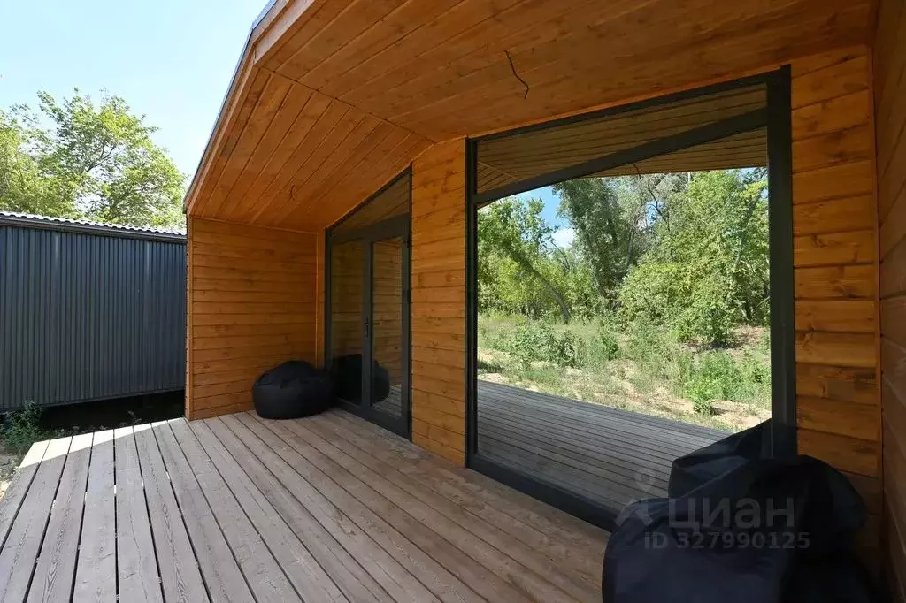 Дом в Волгоградская область, Среднеахтубинский район, Краснослободск ... - Фото 1