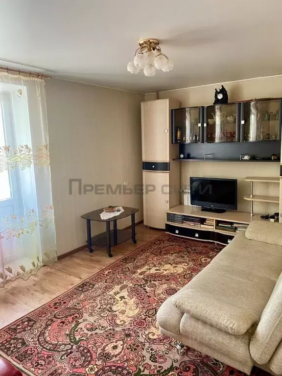 3-к кв. Калужская область, Калуга ул. Суворова, 159 (55.0 м) - Фото 1