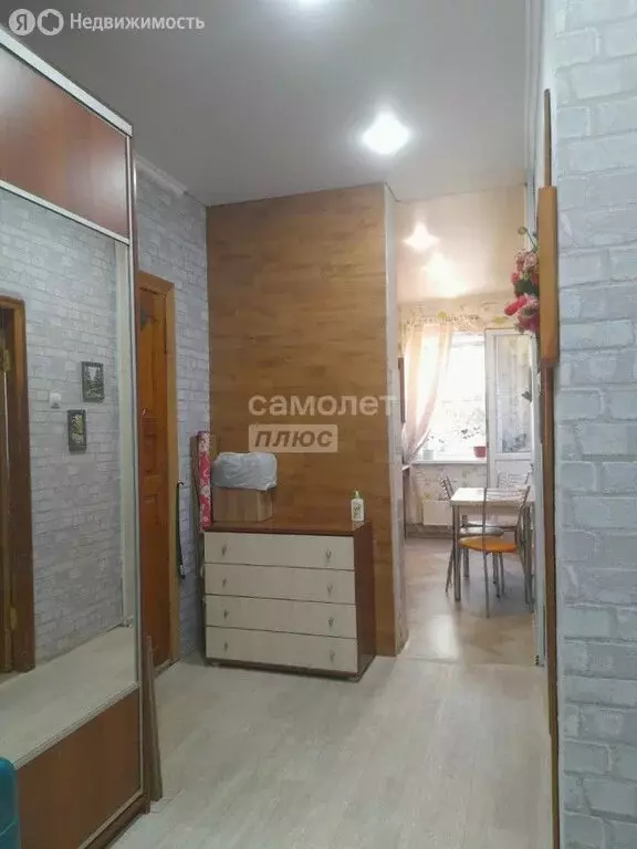 2-комнатная квартира: Астрахань, улица Космонавтов, 4к1 (56 м) - Фото 0