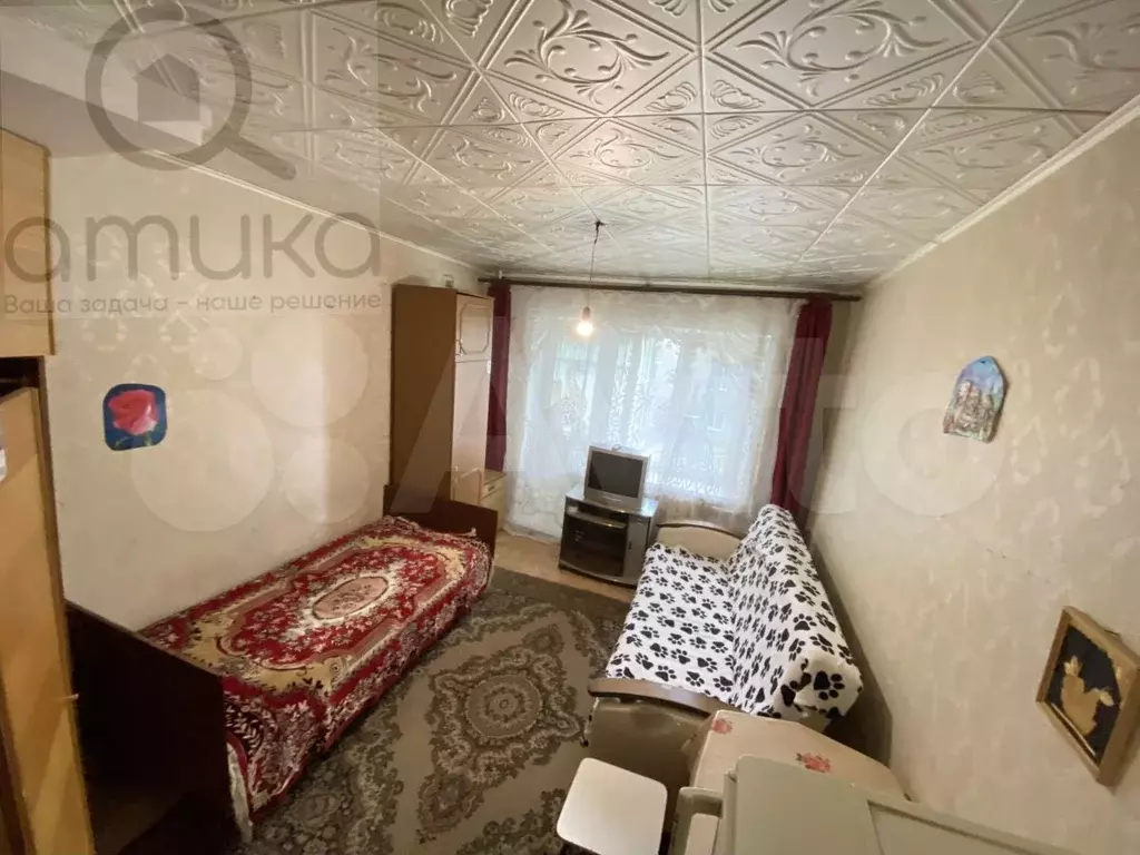 Комната 13 м в 5-к., 2/4 эт. - Фото 0