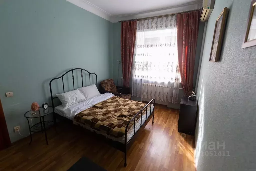 2-к кв. Башкортостан, Уфа ул. Ленина, 2 (57.0 м) - Фото 1