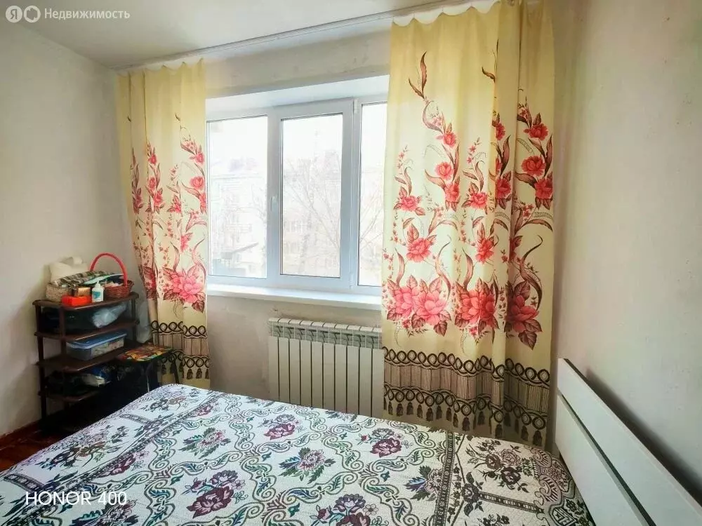 3-комнатная квартира: Артём, Уссурийская улица, 23 (60 м) - Фото 1