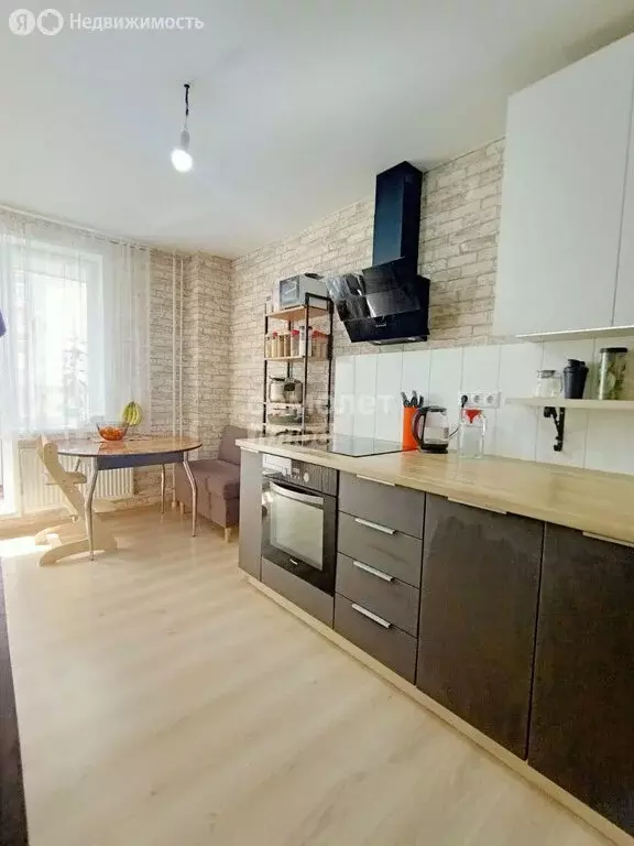 2-комнатная квартира: Ижевск, Курортная улица, 8 (54.5 м) - Фото 0