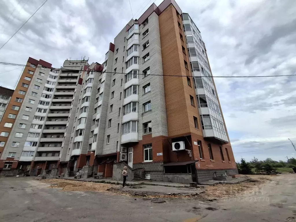 Помещение свободного назначения в Ленинградская область, Гатчина ул. ... - Фото 1