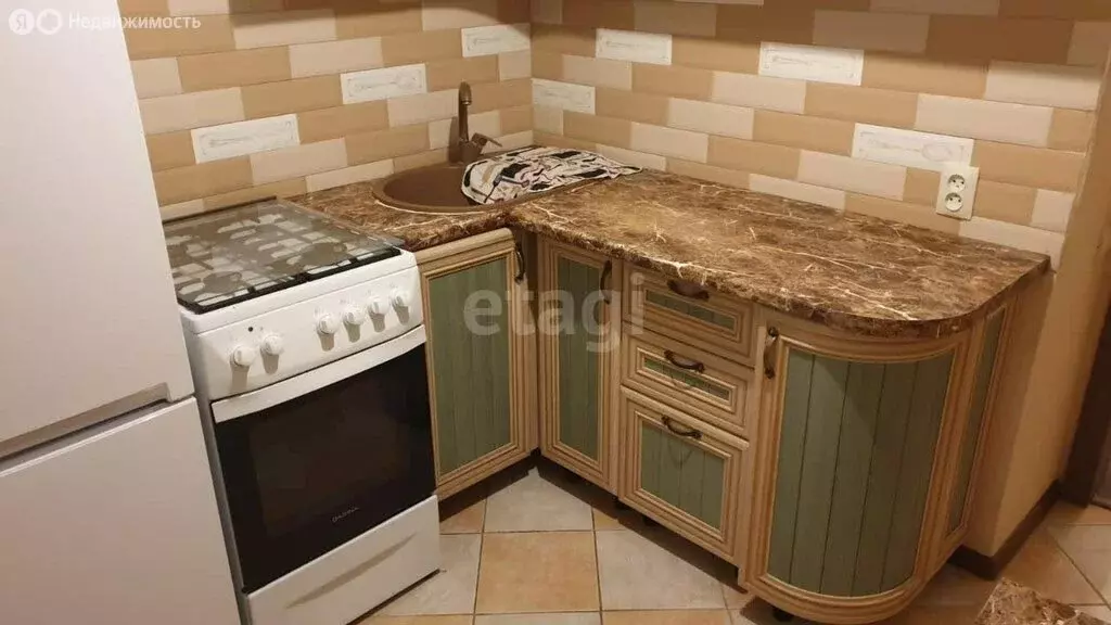3-комнатная квартира: Якутск, улица Лермонтова, 22 (53.2 м) - Фото 1