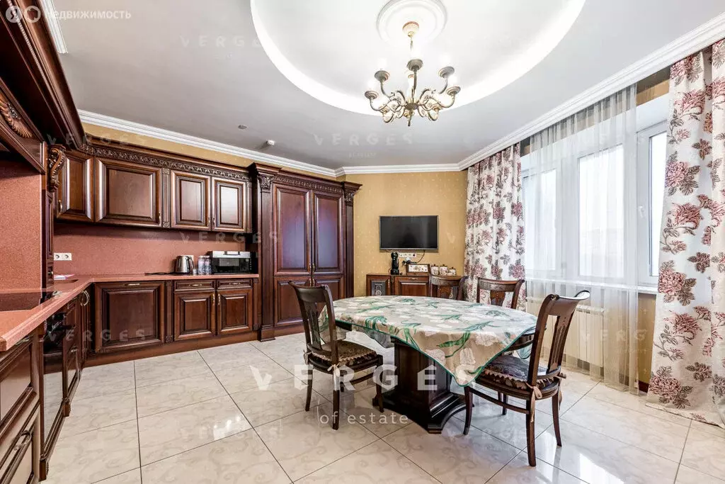 4-комнатная квартира: Москва, Ленинский проспект, 111к1 (148 м) - Фото 1