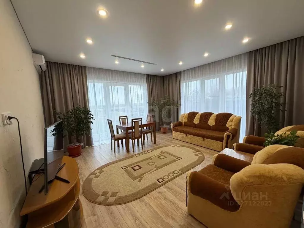 Дом в Белгородская область, Губкинский городской округ, с. Аверино ул. ... - Фото 1