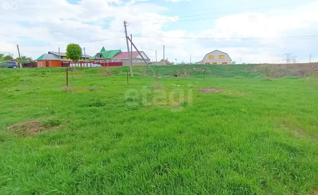 Участок в Энгельсский район, село Красный Яр (9.73 м) - Фото 1