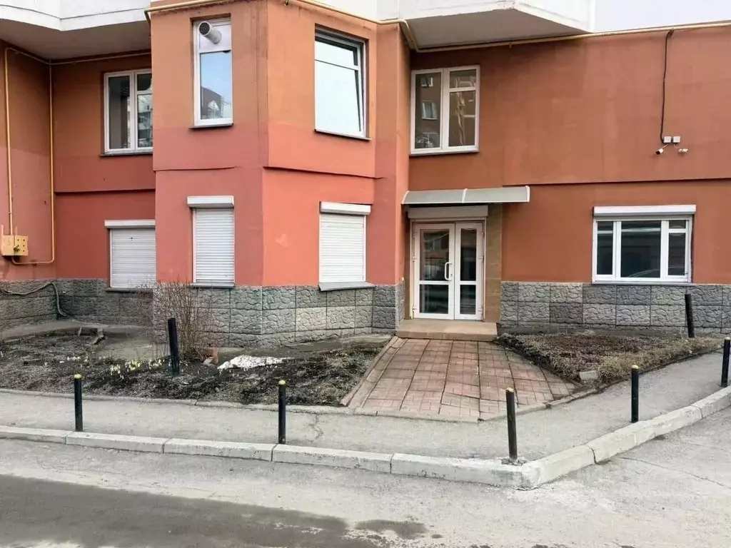 Помещение свободного назначения в Свердловская область, Екатеринбург ... - Фото 1