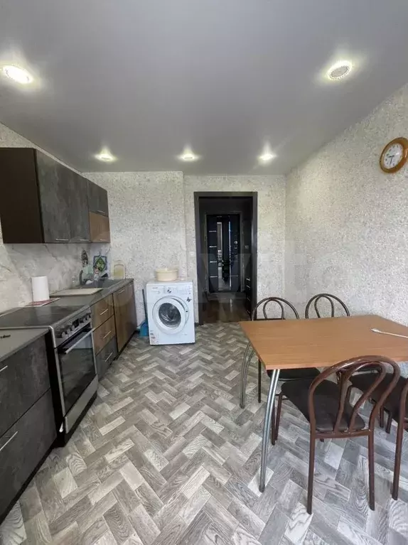 2-к. квартира, 36 м, 3/9 эт. - Фото 1