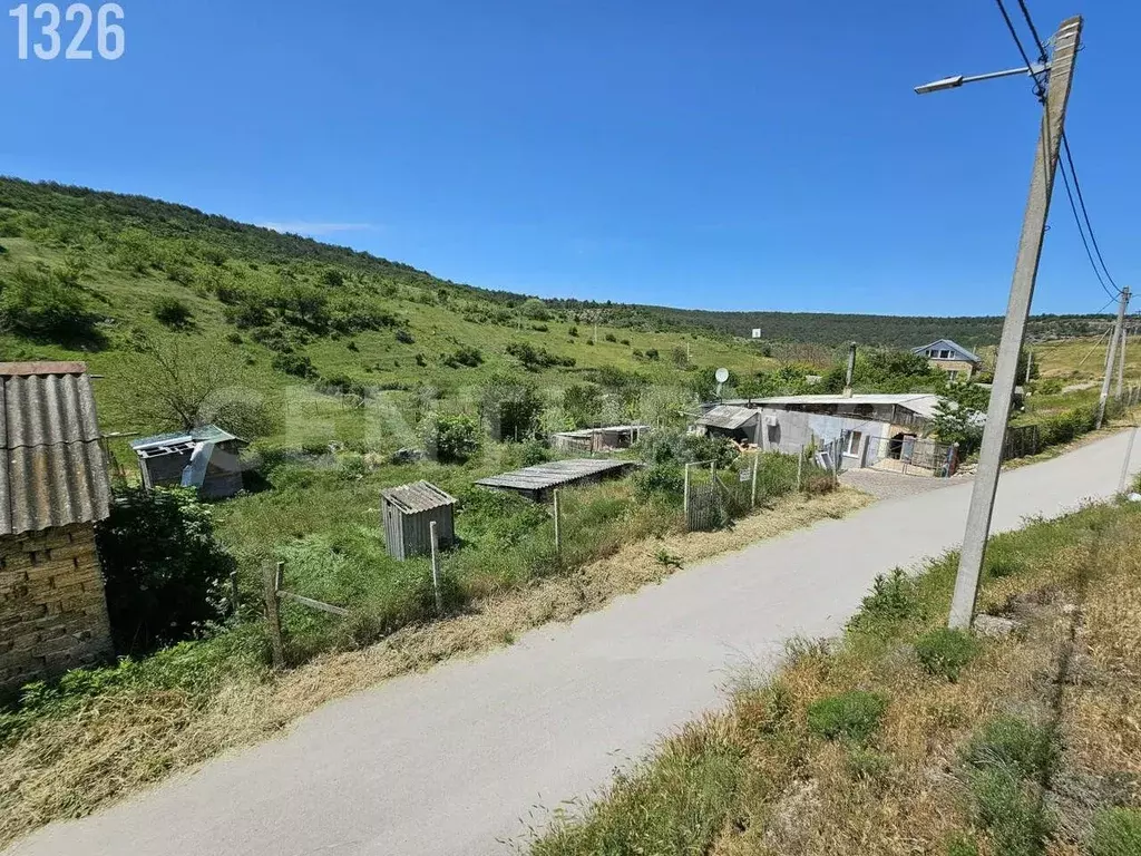 Участок в Севастополь с. Камышлы, ул. Орта-Мале (10.0 сот.) - Фото 2
