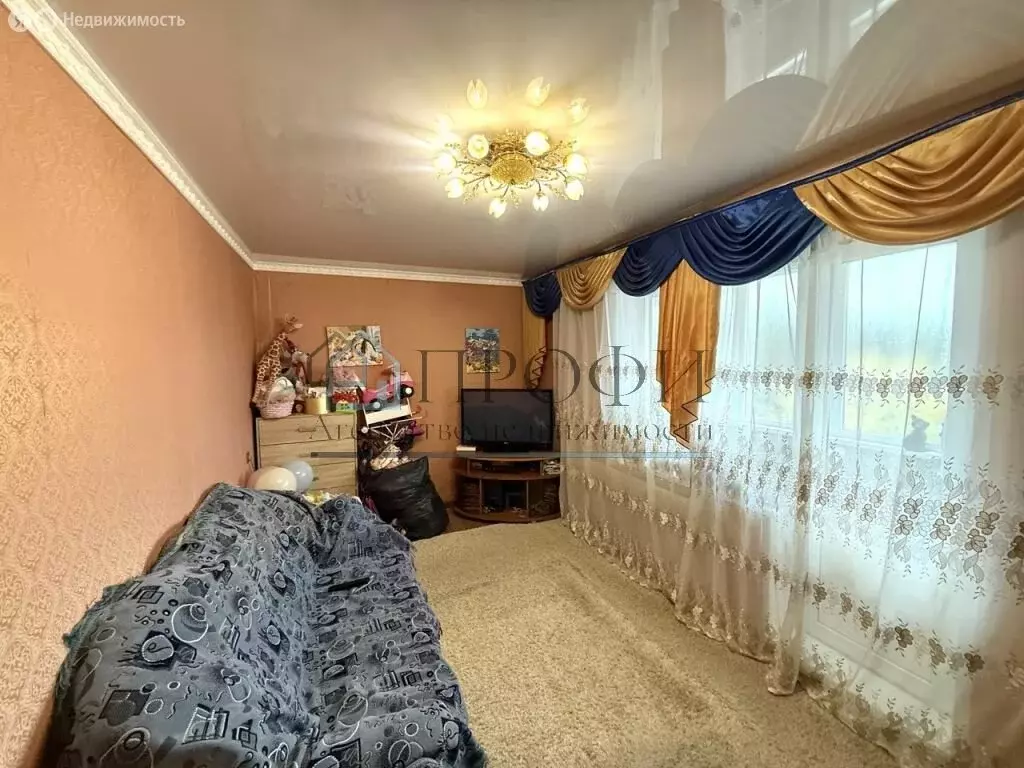 2-комнатная квартира: Новый Оскол, Ливенская улица, 138 (46 м) - Фото 0