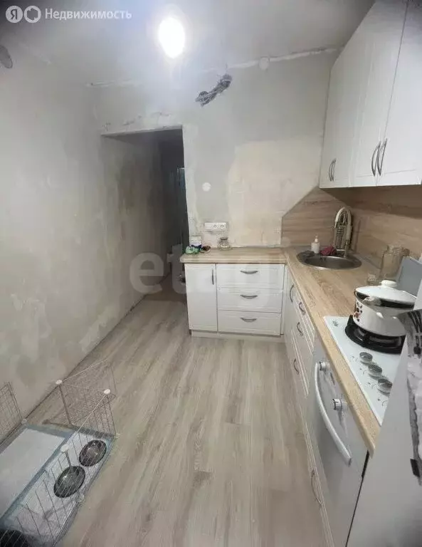 3-комнатная квартира: Шадринск, улица Свердлова, 55 (60 м) - Фото 2