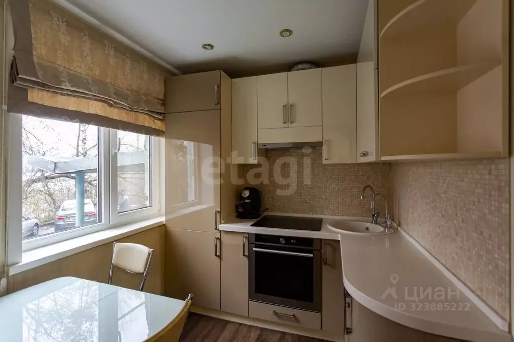 3-к кв. Кемеровская область, Мыски ул. Серафимовича, 6А (62.0 м) - Фото 1